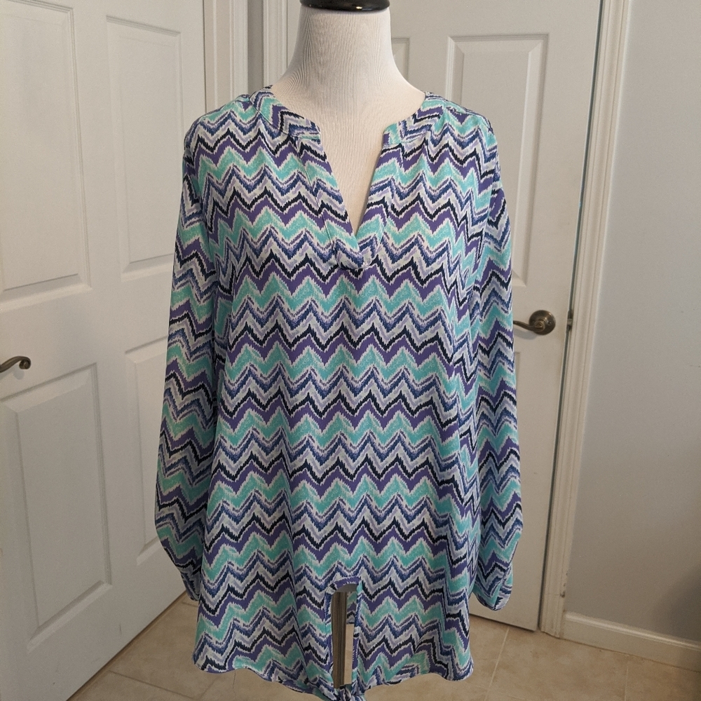 Chevron pattern blouse XL